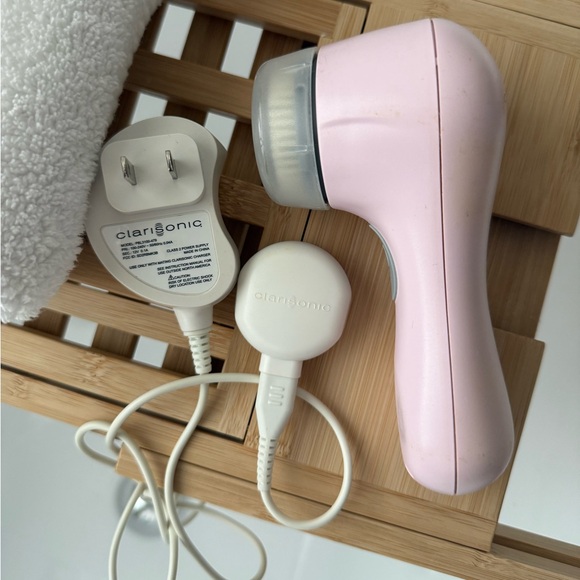 Clarisonic Other - Clarisonic Mia Light Pink Electric Facial Cleansing Brush with charger.